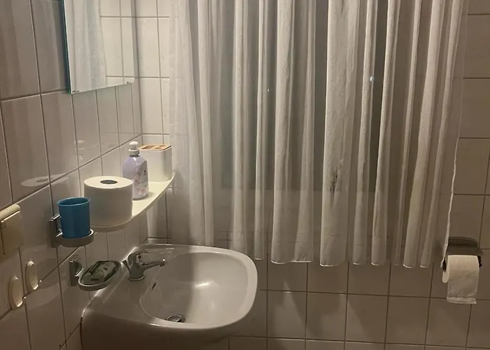 Maccaroni Restaurants & マイニンゲン